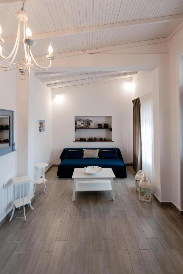 Our House 2 Luxury Suites Kavála Ngoại thất bức ảnh