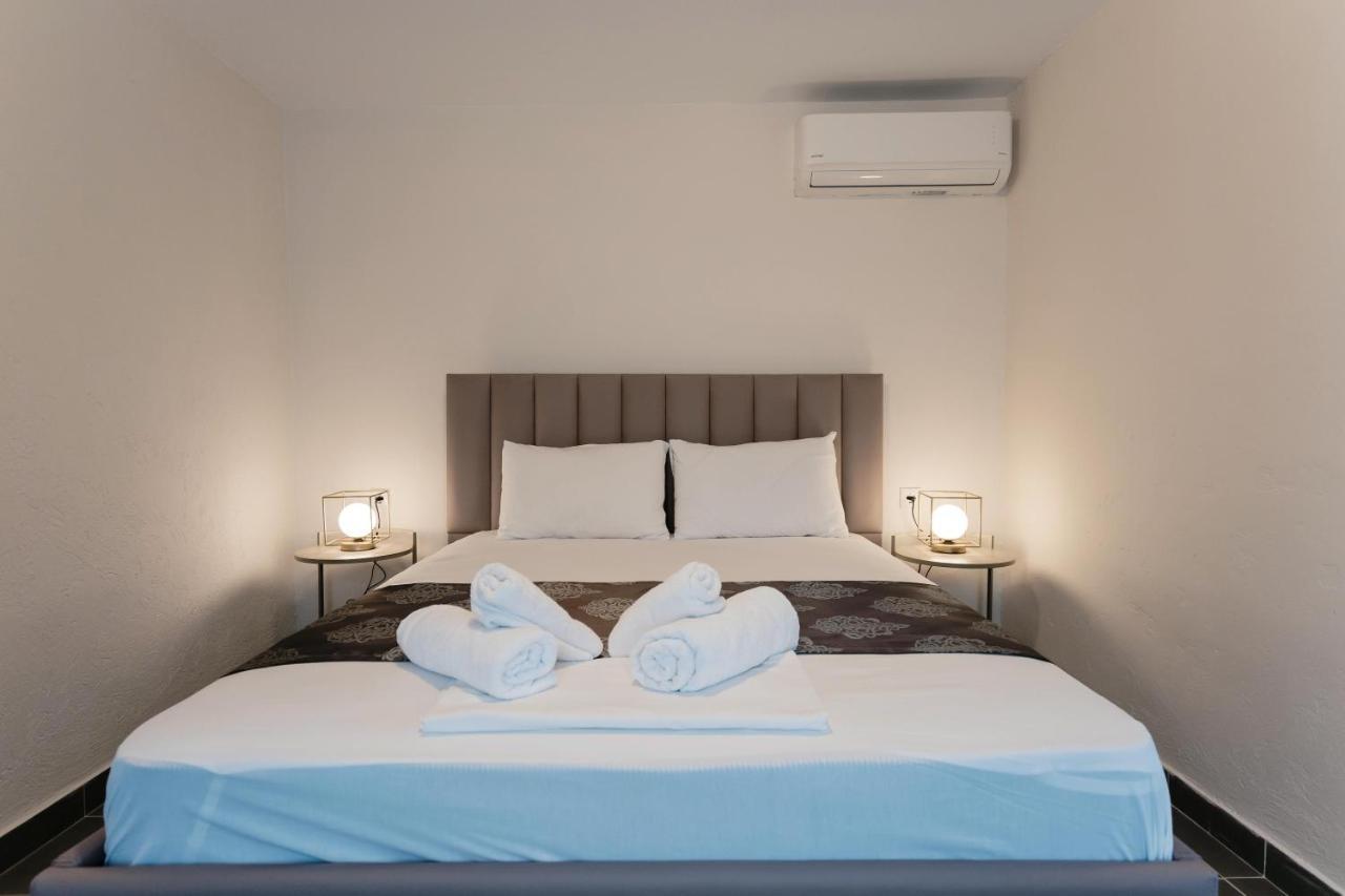 Our House 2 Luxury Suites Kavála Ngoại thất bức ảnh